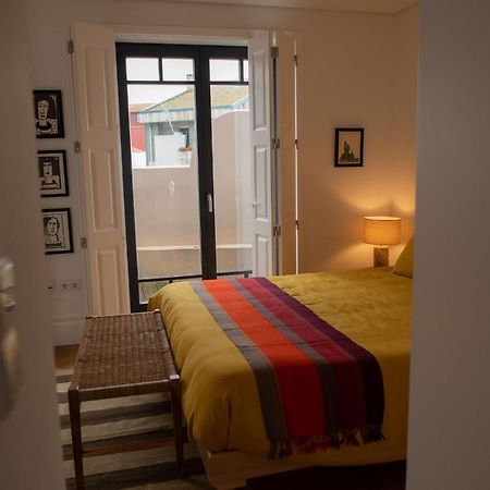 Spacious Studio W/ Balcony & Ac By Lovelystay ポルト エクステリア 写真